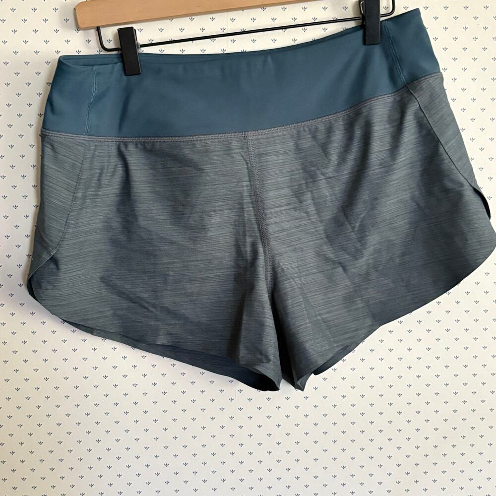 Athleta Run With It 3.5" Textured Shorts M Blue Running - Picture 4 of 8